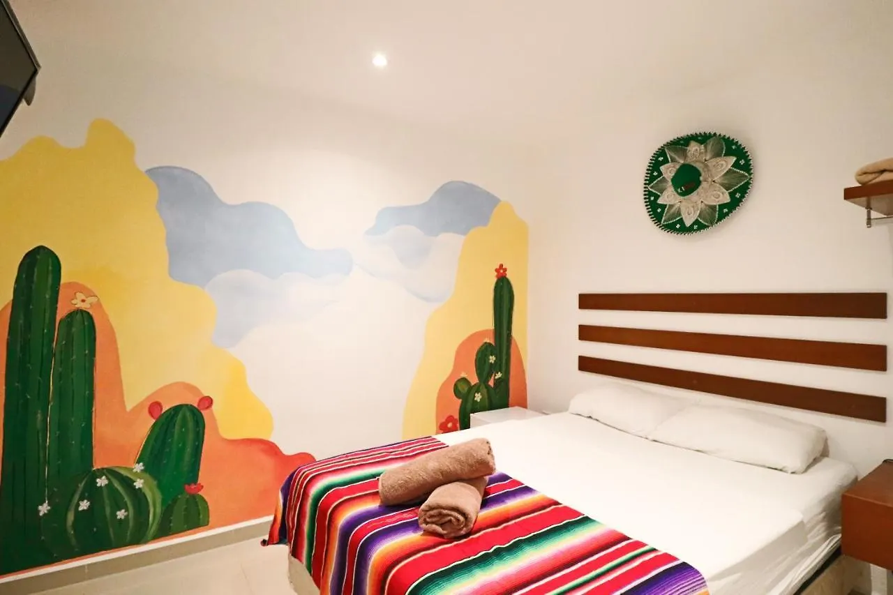 Villa Leo Cancun Downtown Homestay