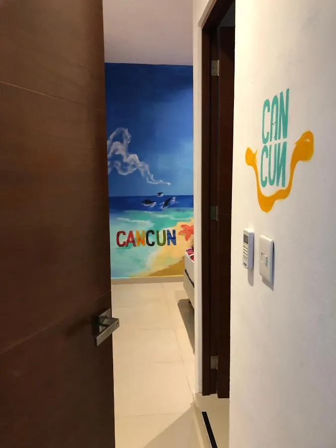 Villa Leo Cancun Downtown Homestay