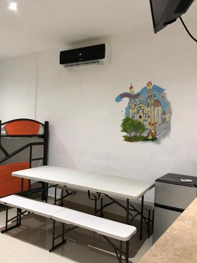 Villa Leo Cancun Downtown Homestay